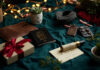 Best Gifts for Cabin Crew Christmas 2026: Thoughtful Ideas That Actually Fit Crew Life Best Christmas gifts for cabin crew and flight attendants - travel accessories flat lay